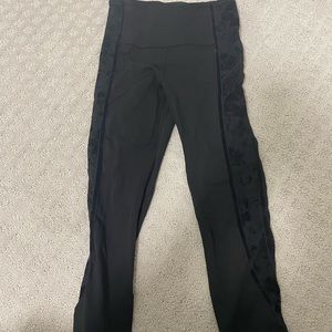 LULU LEGGINGS CROPPED